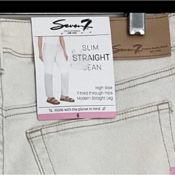 Seven7 High Rise Slim Straight Leg Jeans Womens 6 Bone Stretchy NWT - Picture 2 of 12